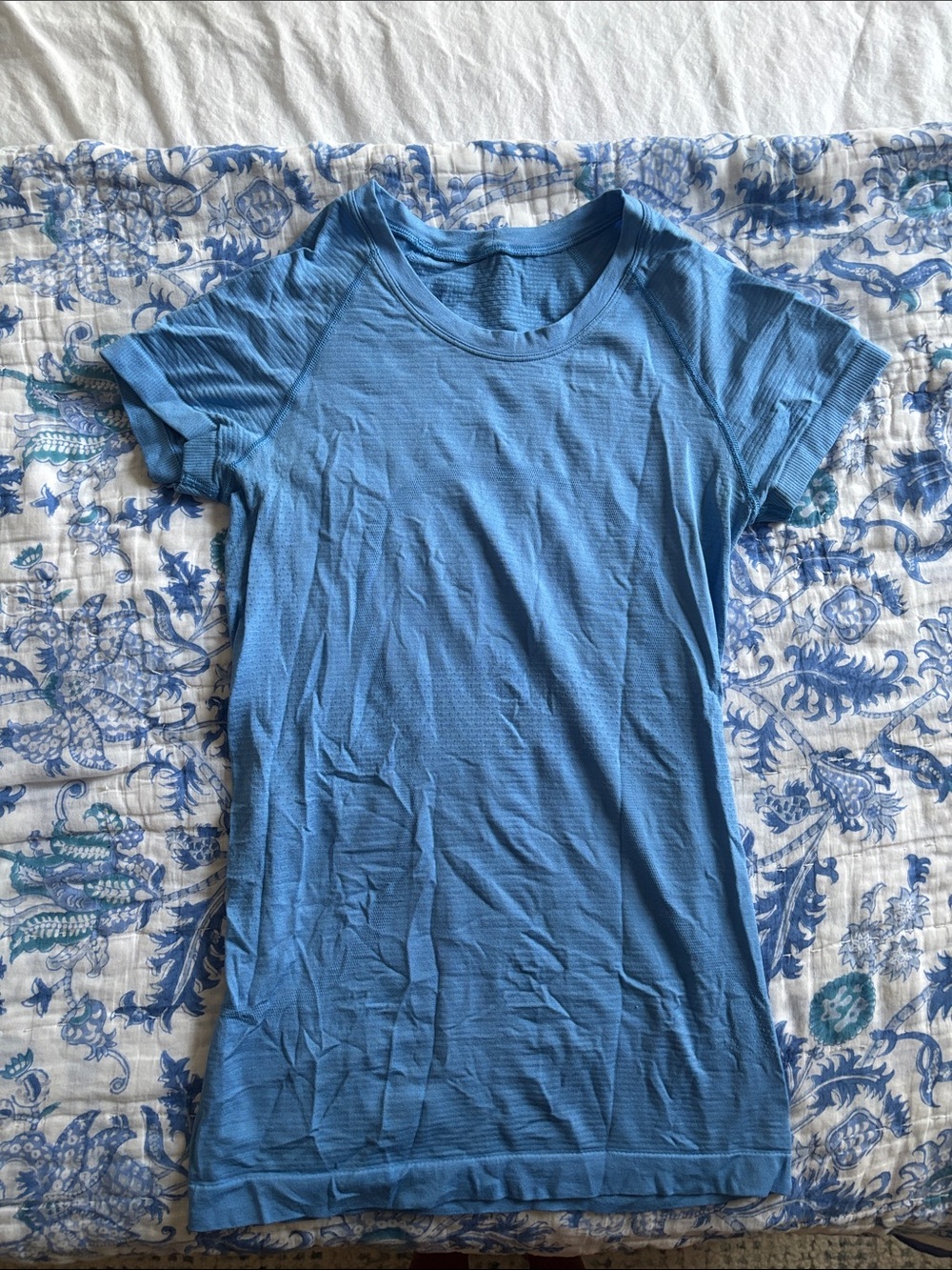 Lululemon Full Length T-shirt top